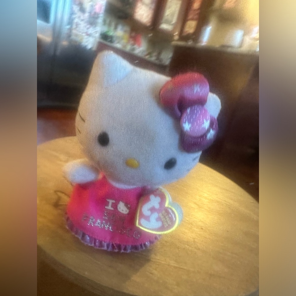San Francisco small Hello Kitty Plush Set - Picture 7 of 11